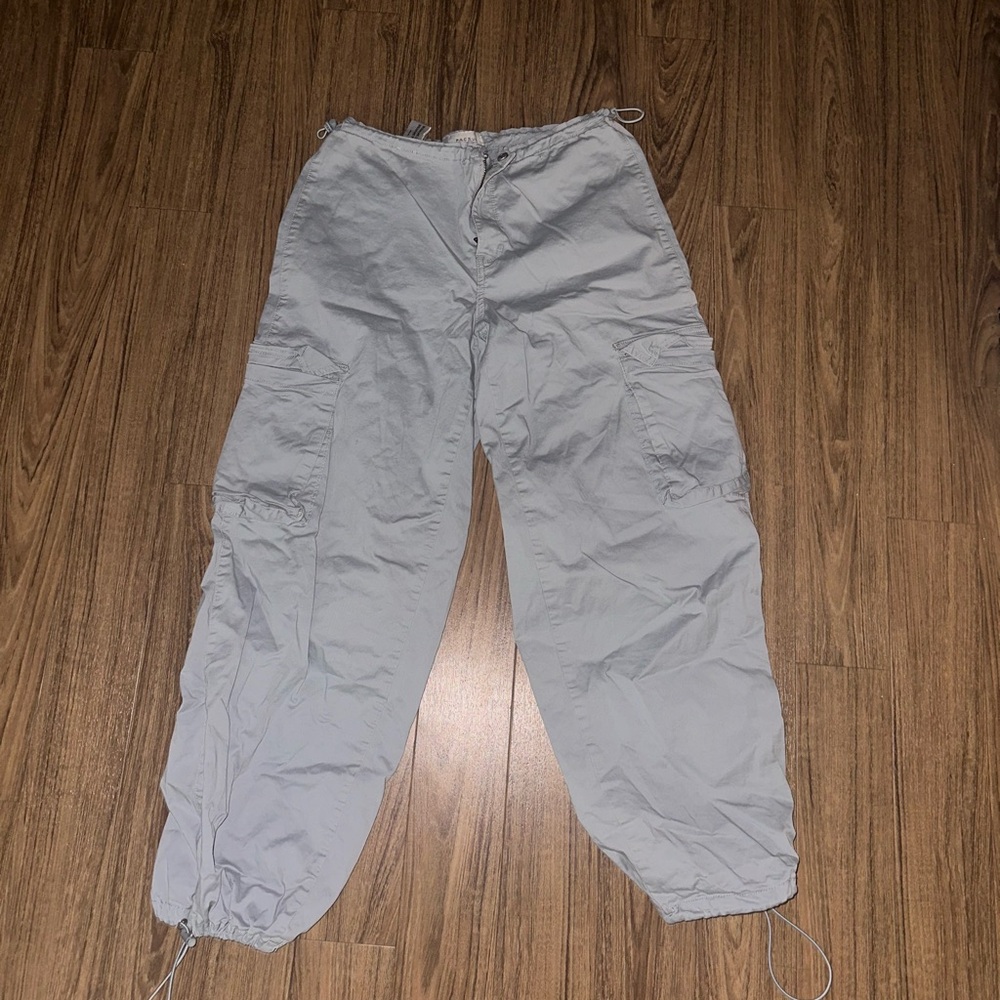 Woman’s S Pacsun light blue parachute pants